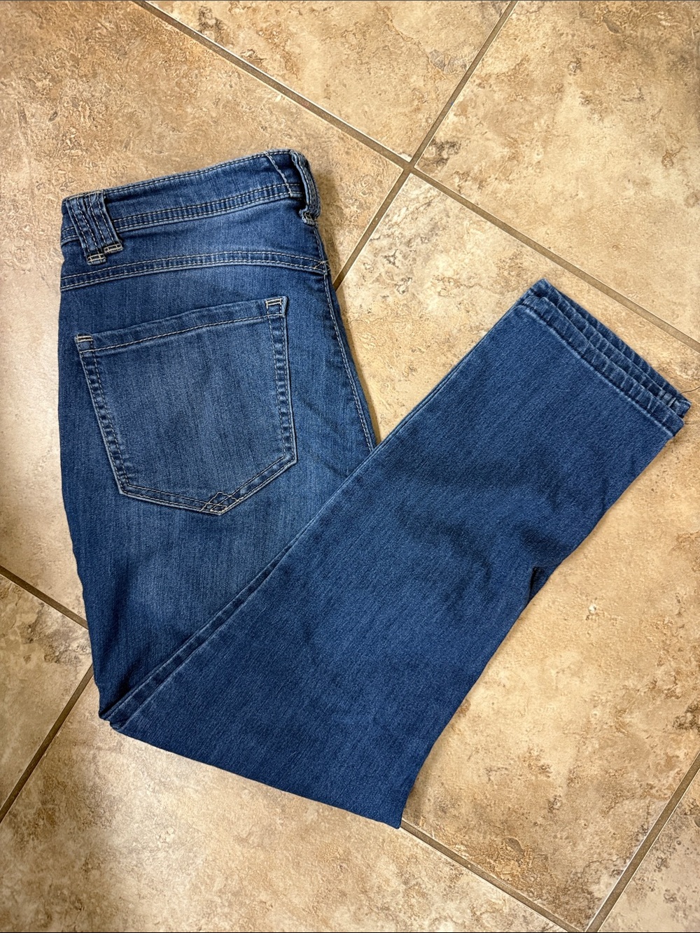 Democracy Straight Leg Mid-Rise Blue Denim Jeans - Picture 4 of 6